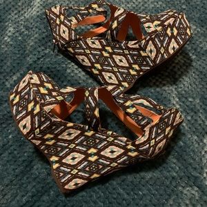 SHI BY JOURNEY MULTI COLOR WEDGES
